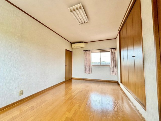 柳川市新外町の中古一戸建の洋室