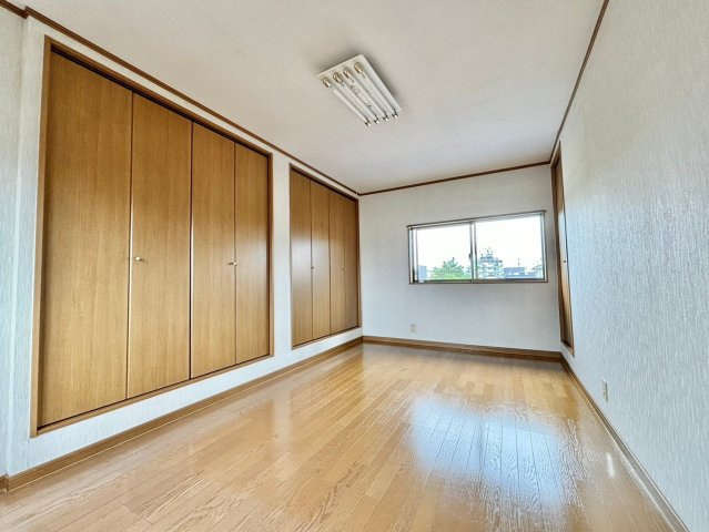 柳川市新外町の中古一戸建の洋室
