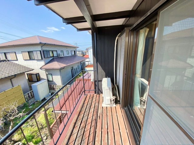 【バルコニー】