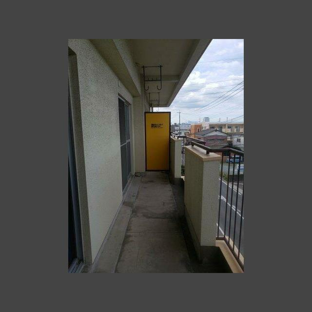 近藤コーポのバルコニー|お洗濯にも便利なバルコニー付き