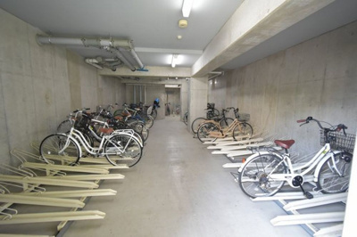 【駐車場】 | レヴィーガときわ台crob　※7/19退去 | 屋根付き駐輪場完備(^^)/