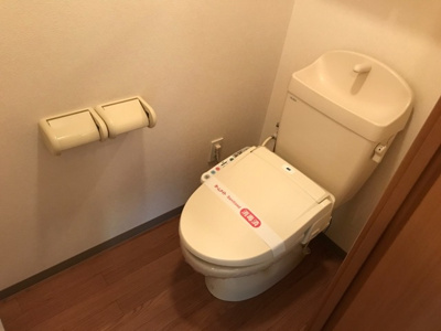 【トイレ】 | ナミアピアⅡ | ※写真は別号室です