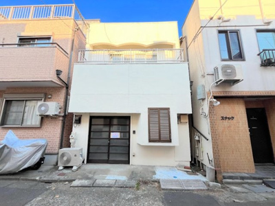 【外観】 | 西鶴間店舗付き住宅 | 滅多に出ない店舗付き住宅です。
鶴間駅徒歩２分です。色んな用途で利用可能です