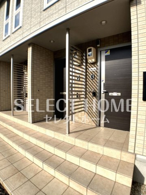 【エントランス】 | Ｓｅｒｅｎａ | 落ち着いたエントランスです