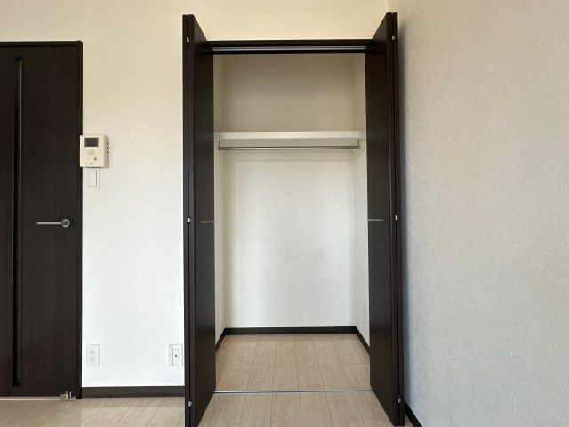 姫路市飾磨区清水の賃貸マンションの収納