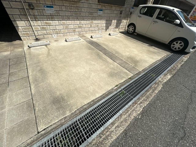 MISTRAL飾磨駅前の駐車場