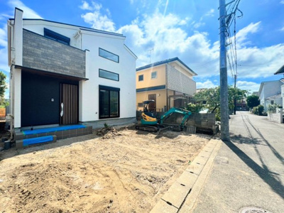 【前面道路含む現地写真】 | ◇◆青砥町　新築戸建て◆◇ | ◆前面道路も幅員があり車の運転も安心！前面道路は閑静な住宅地。車通りの少ない道路です。お子様にも安心です。