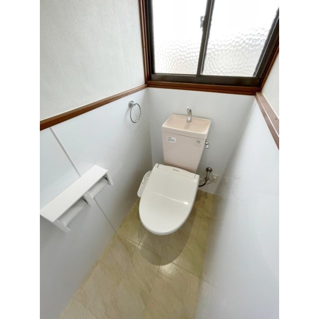 上津町戸建のトイレ|シンプルで使いやすいトイレです