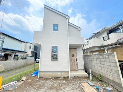 【外観】 | ◆◇原宿2丁目　新築戸建て◇◆ | ◆前面道路も幅員があり車の運転も安心！前面道路は閑静な住宅地。車通りの少ない道路です。お子様にも安心です。