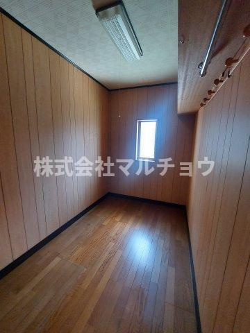 青葉台戸建て　の収納|大きなスペースがあり、収納には困りません