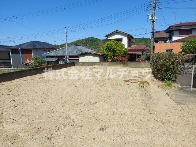 青葉台戸建て　の駐車場|カースペースがあります