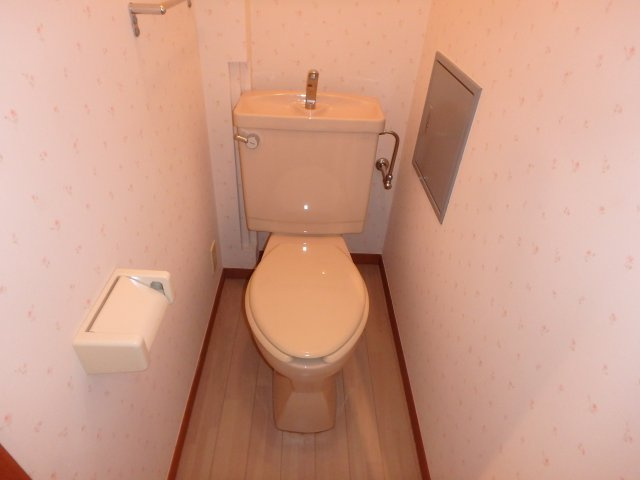 エストレリータ２のトイレ|他のお部屋の参考写真となります。