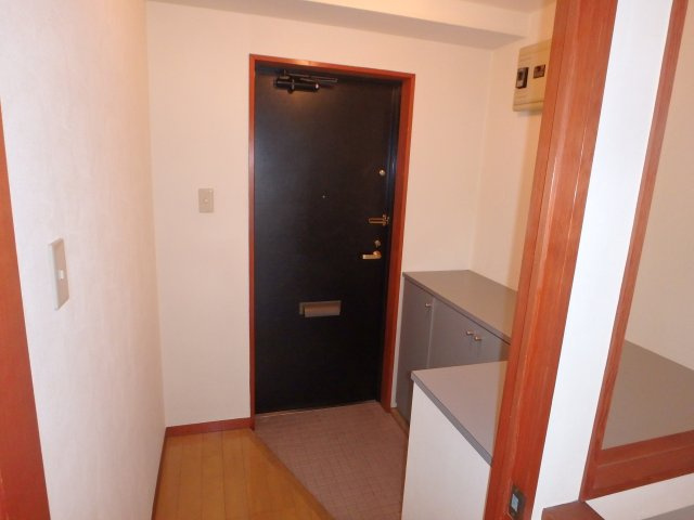 エストレリータ２の玄関|他のお部屋の参考写真となります。