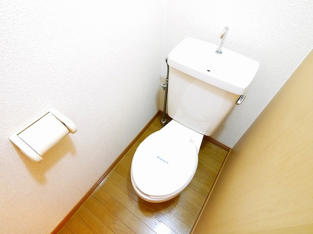 レオパレスドリーム浪漫のトイレ|清潔感のあるトイレです