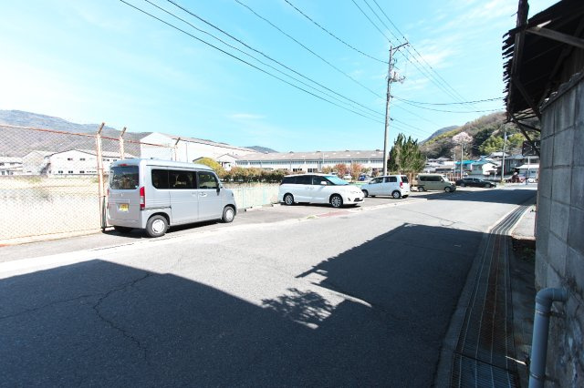 賀谷駐車場（広名田1丁目）