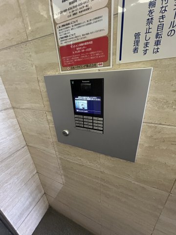 グランヴェルジュ蓮根のエントランス