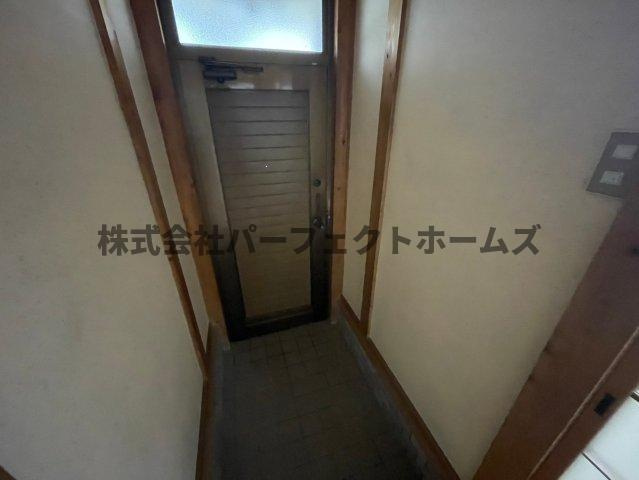 萱島信和町戸建　賃貸の玄関|きれいな玄関です