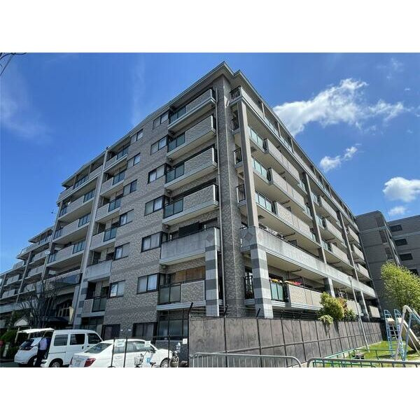 パデシオン桃山南の外観