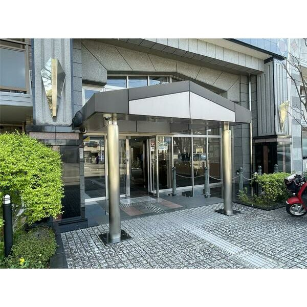 パデシオン桃山南のエントランス