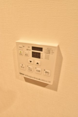 大阪市都島区内代町１丁目の賃貸マンションのエントランス