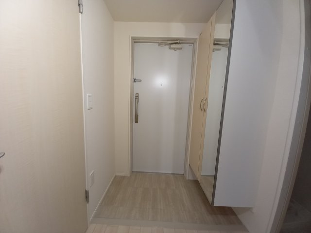 グランデュオ三宮Ⅱの玄関