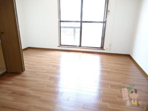 Ｓ.Ｔ.Ｖｉｌｌａ ＴＳＵＳＨＩＭＡ　Ｃの居間・リビング|リビング