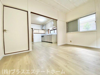 【居間・リビング】 | 米田町米田　戸建