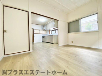 【居間・リビング】 | 米田町米田　戸建