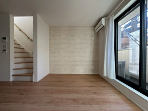 【居間・リビング】