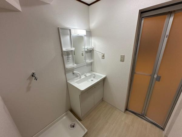 【独立洗面台】