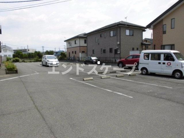 アビイロード　Ⅱの駐車場|高崎、前橋、伊勢崎エリアのお部屋探しはエンドスケープまで！お客様の理想お聞かせ下さい♪