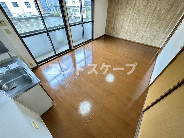 アビイロード　Ⅱの居間・リビング|高崎、前橋のお部屋探しはエンドスケープまで！お客様の理想お聞かせ下さい♪