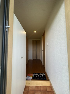 【玄関】 | ルーチェ’S前巴　西尾市楠村町 | 06073-202