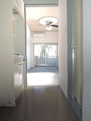 【玄関】メープル・コープ・ミヤ