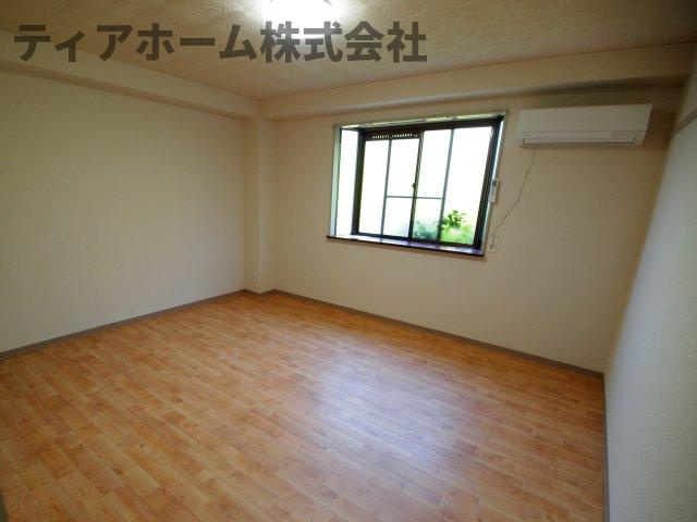 シティライフ高田の居間・リビング|ゆったり過ごせる居間です