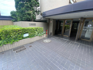 【エントランス】