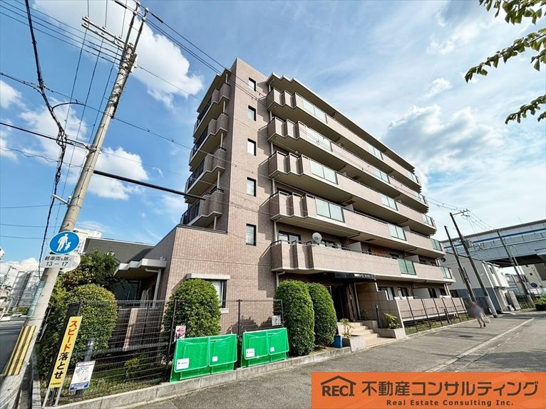 ネオ・ディ甲子園高潮の外観