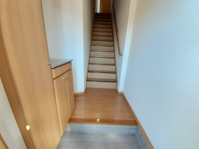 【玄関】 | ネオグレイススエトシ