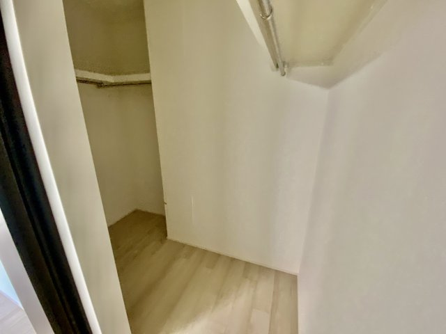 フジパレス上神田Ⅲ番館の収納|ウォークインクローゼット