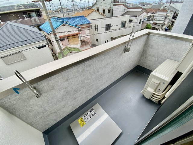 フジパレス上神田Ⅲ番館のバルコニー