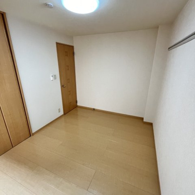 【居間・リビング】 | ローズコート杉立 B棟