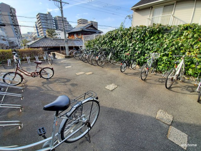 ドミトリオ仁王田　仲介手数料無料の駐車場