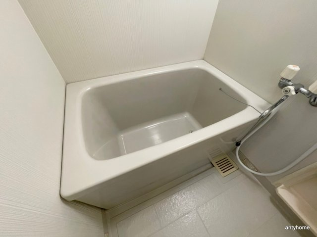 ドミトリオ仁王田　仲介手数料無料の浴室