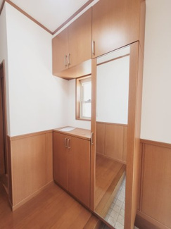 【収納】 | 千葉市稲毛区稲毛町　中古一戸建て　JR総武線『稲毛駅』 | 物が増えやすい玄関も、きれいに収納が出来ます