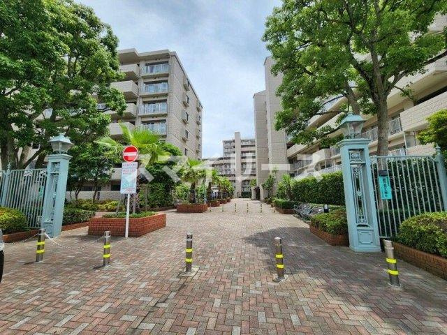 サンパセオ新柏　E号棟 の外観