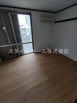 【居間・リビング】 | フォーブル西松山