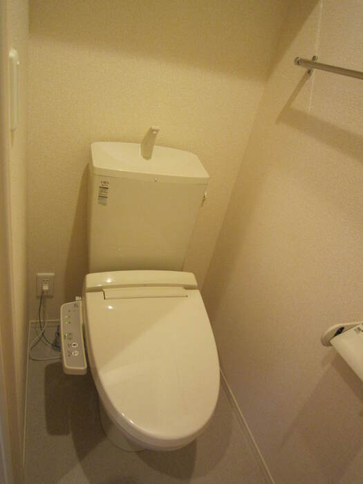 セジュールLIN A棟の洋室|使いやすい居間です