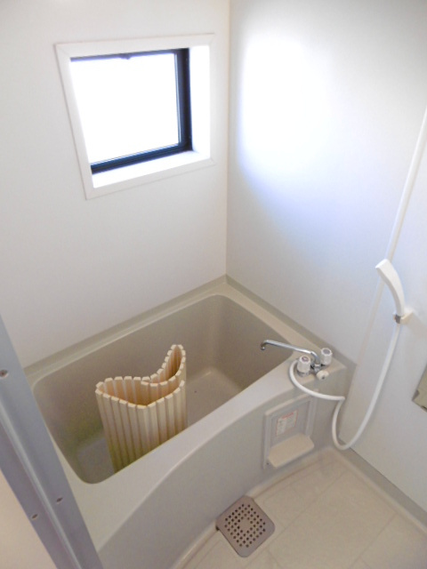 ベルコートMIKURA【10,000円キャッシュバック対象物件】の浴室|お風呂で日々の疲れを落としましょう