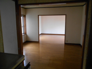 【内装】 | 内装は落ち着いています