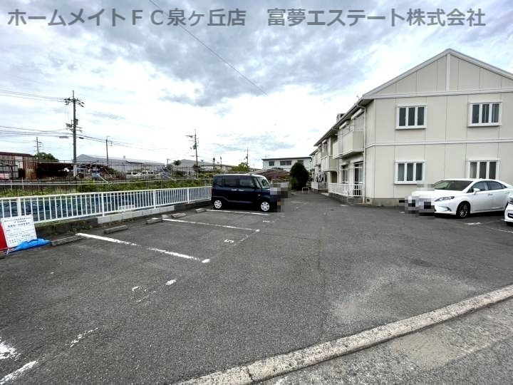 サンハオスの駐車場